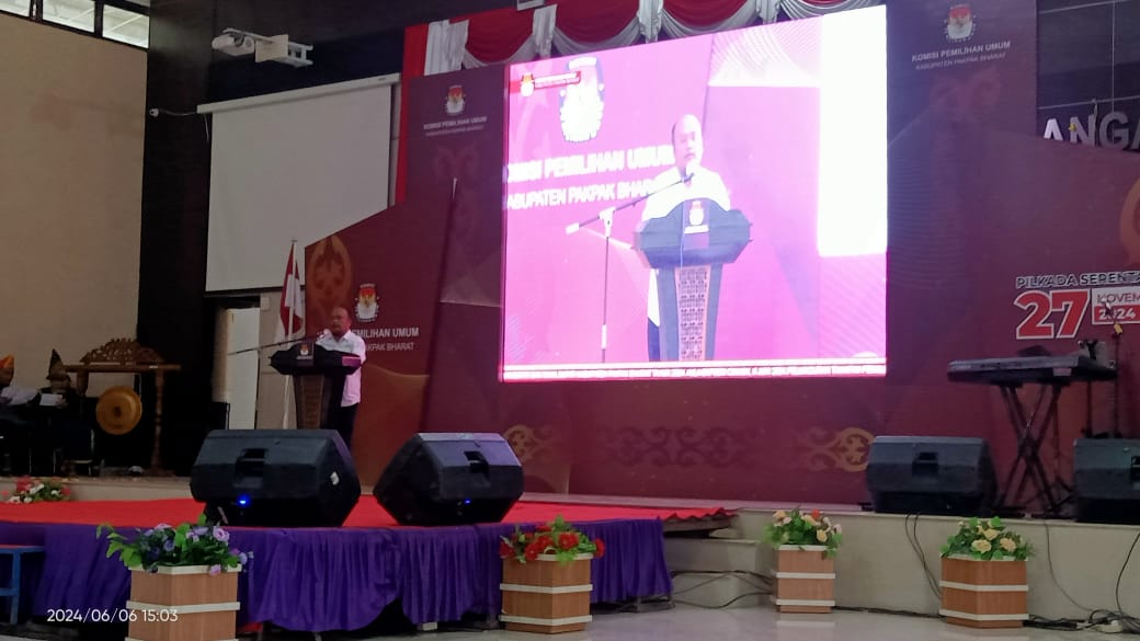 KETUA BAWASLU MENYAMPAIKAN KATA SAMBUTAN
